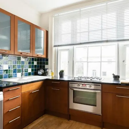 Cool Holland Park Apt Near Park Londres Extérieur photo