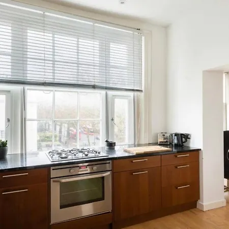 Cool Holland Park Apt Near Park Londres Extérieur photo
